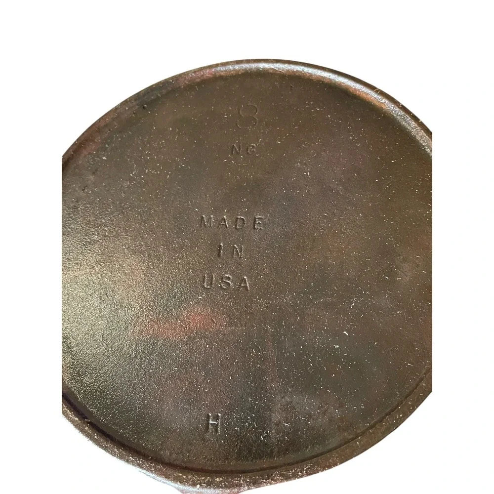 Vintage‎ 1960's Lodge USA Cast Iron #8 NG Griddle